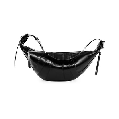 A Black Women Genuine Leather Horn-Shaped Shoulder Personalized Crossbody Bag