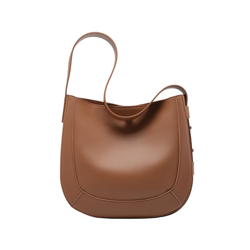 A brown Retro For Women's Crossbody Bags Stylish cowhide leather shoulder bag