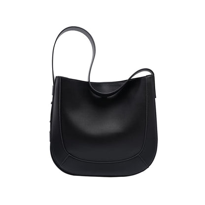 A Black Retro For Women's Crossbody Bags Stylish cowhide leather shoulder bag