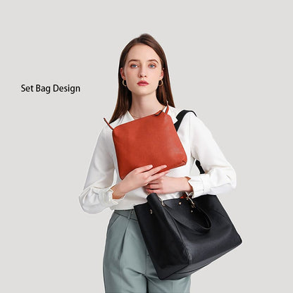 A model presents a black street trend PU leather tote for women with an upper body effect for women's shoulder bags2