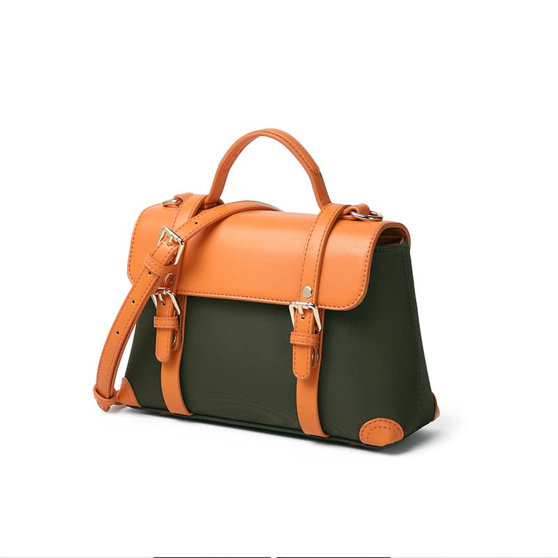 A Green Vegen Leather Crossbody Shoulder Bag Retro Handbag for Women Stylish Side