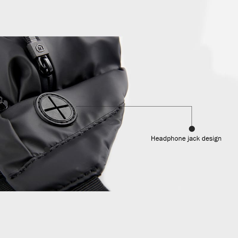A Grey Cycling Fanny Pack Outdoor Waterproof Waist bag For Running Chest bag Headphone Jack Desgin